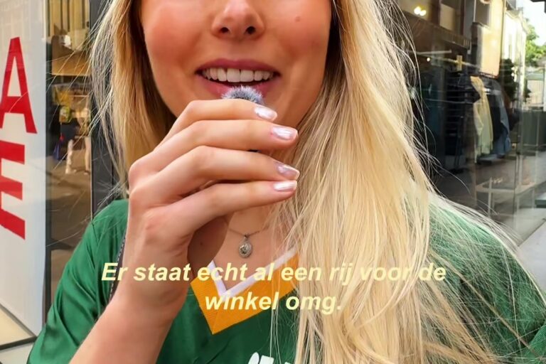 nikeesacha_ Samsung Samsung Flip 7 & Fold 7 promotie